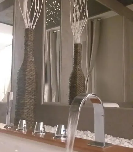 Hydrosuite Lejlighed *