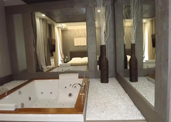 Hydrosuite * جنوة